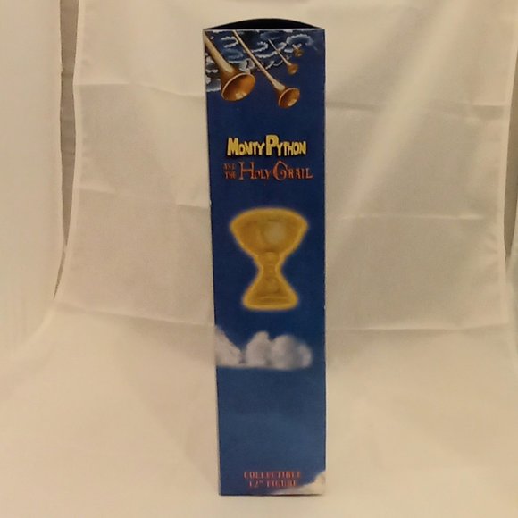 Monty Python & The Holy Grail 12" Action Figure - Michael Palin as Sir Galahad - Picture 3 of 14